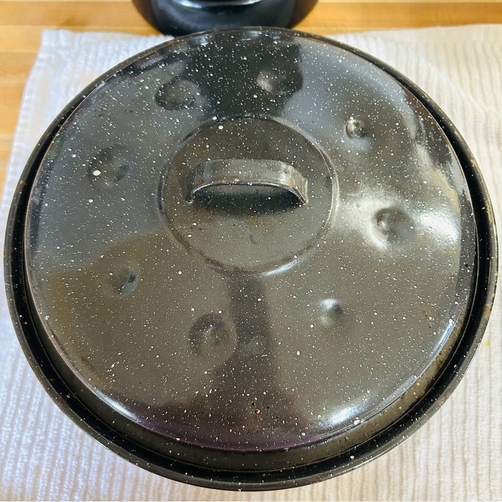 Granite pan with lid, black & white speckled. NEW, never used. - Picture 2 of 6